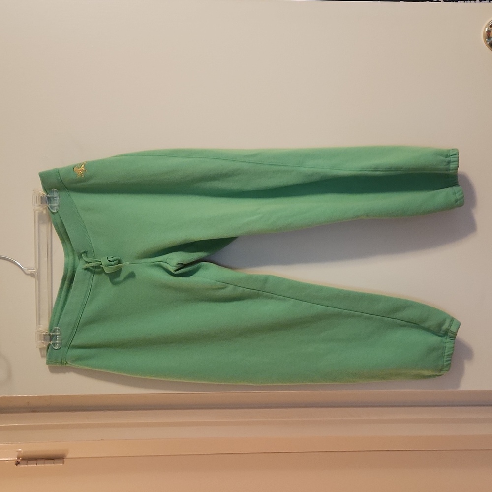 Express green capri sweats size small